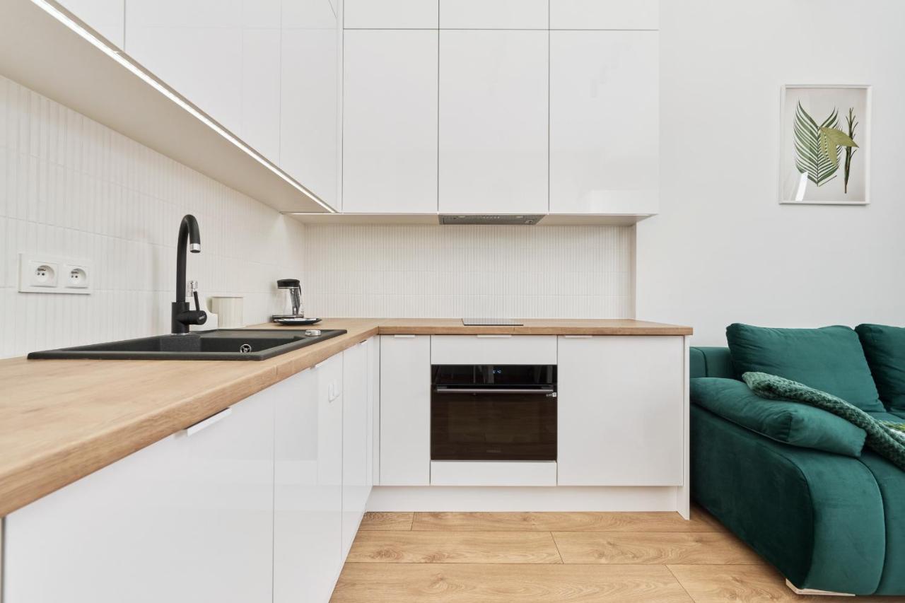 Apartment By The Oder River Wroclaw By Noclegi Renters Exterior foto